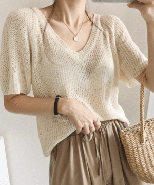 여성미가득담아 브이넥 시스루 반팔니트(knit655)